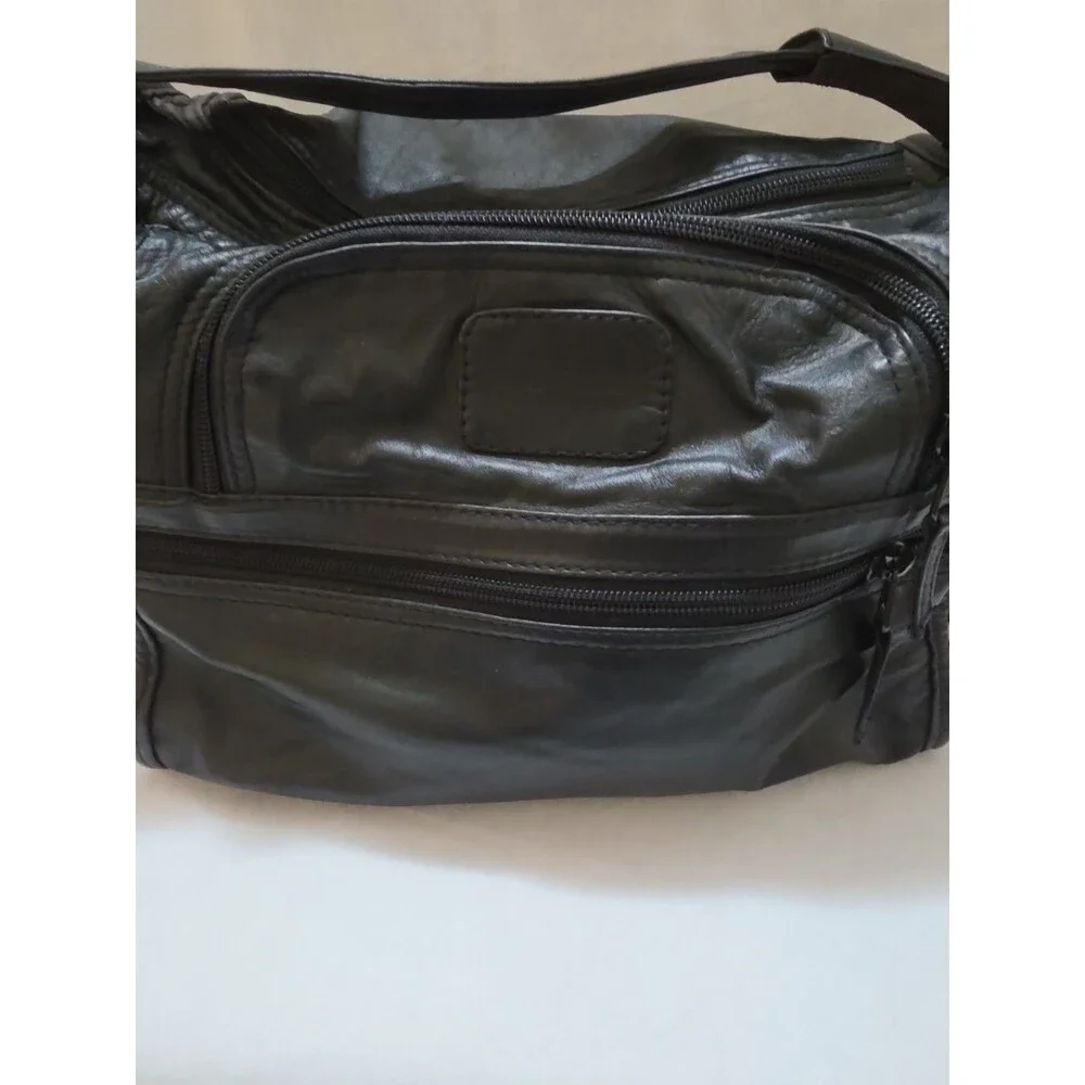 Tumi Black Leather Travel Bag Made in USA Toiletry Camera Utility Case READ